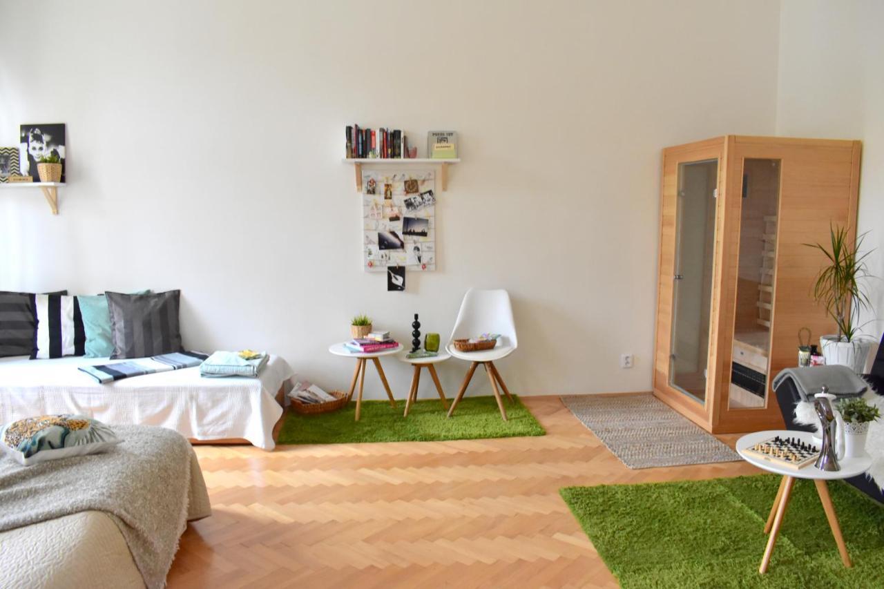 Wellness Apartments Florenc Praga Exterior foto